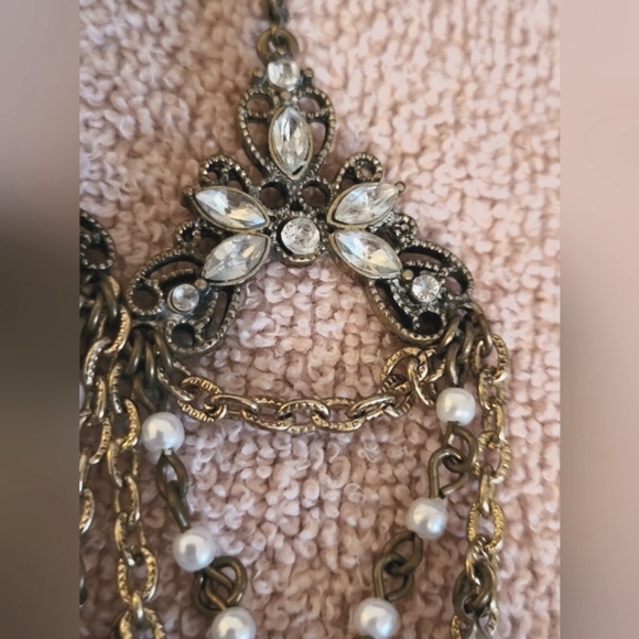 Vintage‎ Chandelier Earrings with Filigree Design (Pierced) - Picture 6 of 11